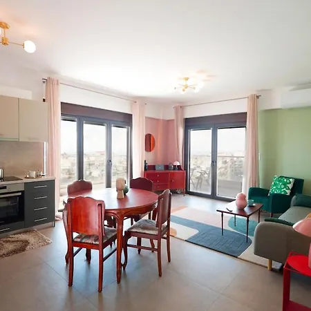 New 98m2 Flat With Sea View And Parking Spot Thessaloniki