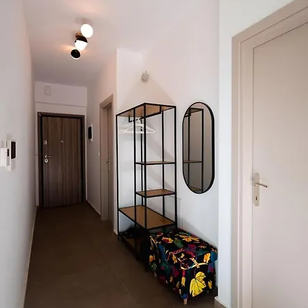 New 98m2 Flat With Sea View And Parking Spot Szaloniki
